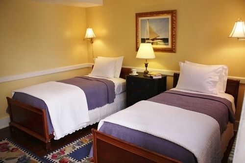 The Oak Bluffs Inn Esterno foto