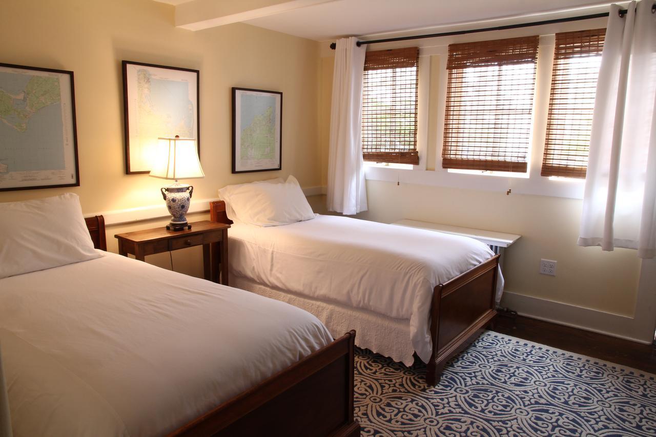 The Oak Bluffs Inn Esterno foto