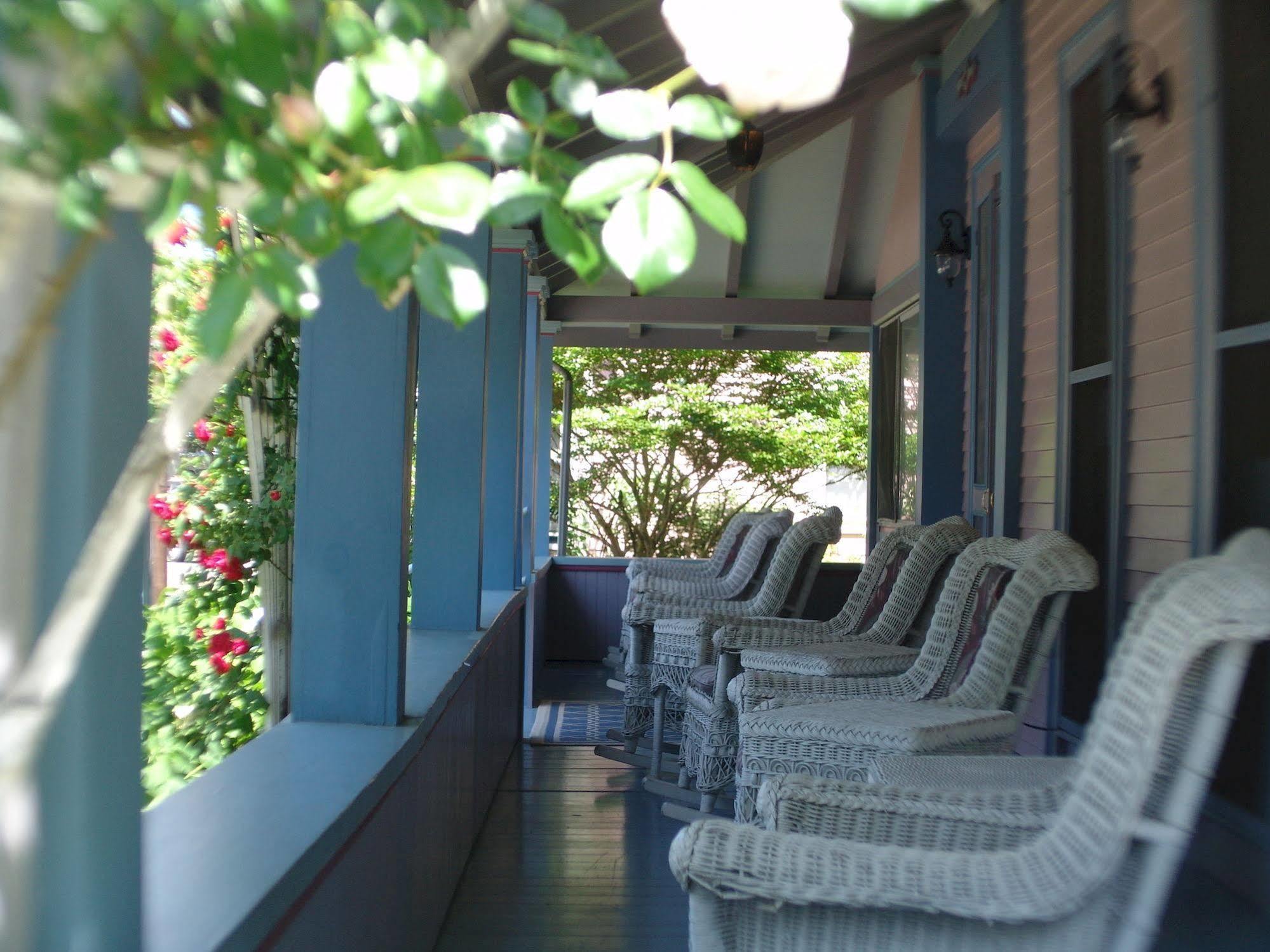 The Oak Bluffs Inn Esterno foto