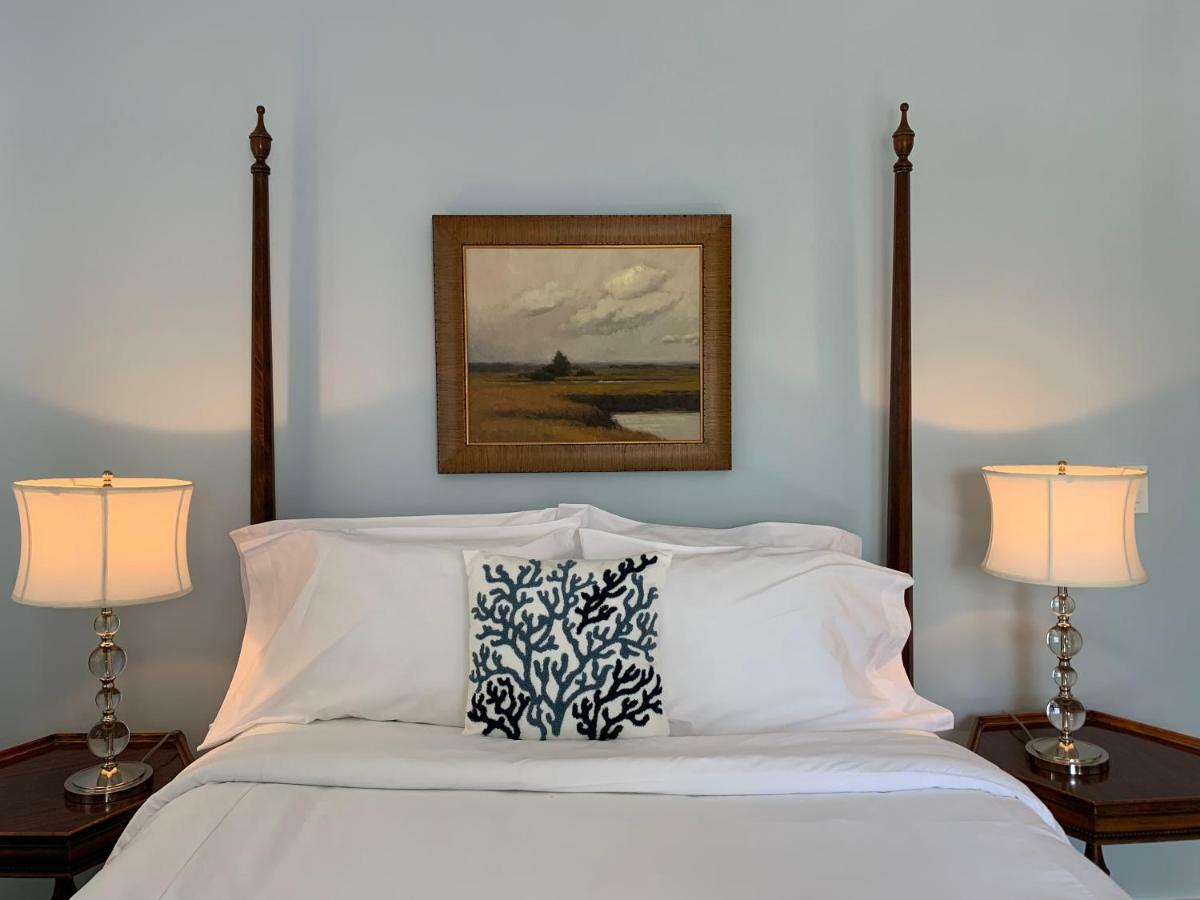 The Oak Bluffs Inn Esterno foto